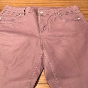 Light purple Vera Wang skinny pants